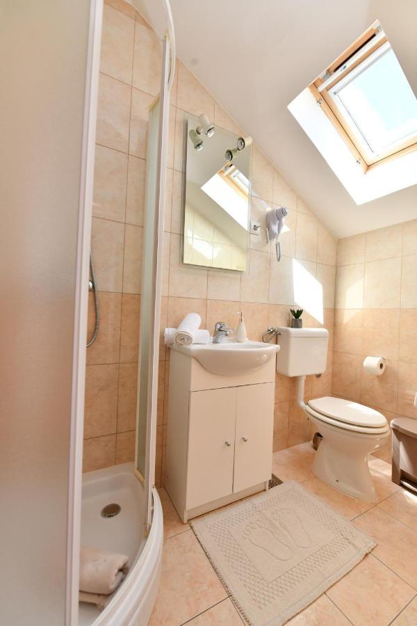 Apartments Villa Miranda โวดีเซ ภายนอก รูปภาพ