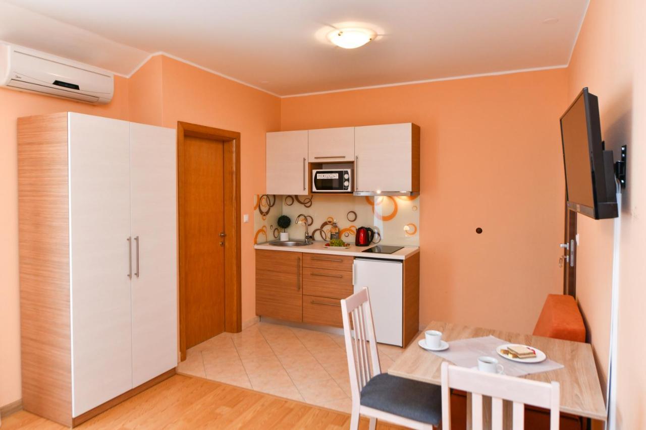 Apartments Villa Miranda โวดีเซ ภายนอก รูปภาพ