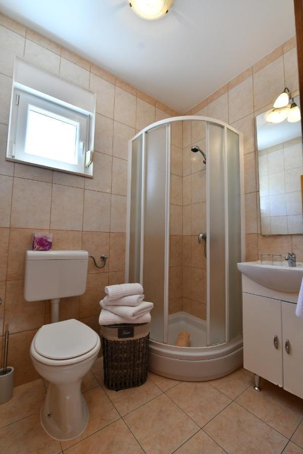 Apartments Villa Miranda โวดีเซ ภายนอก รูปภาพ