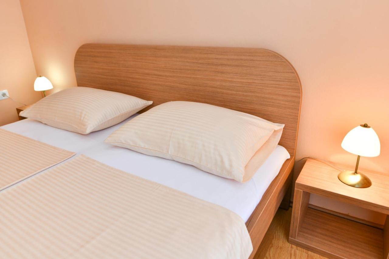 Apartments Villa Miranda โวดีเซ ภายนอก รูปภาพ