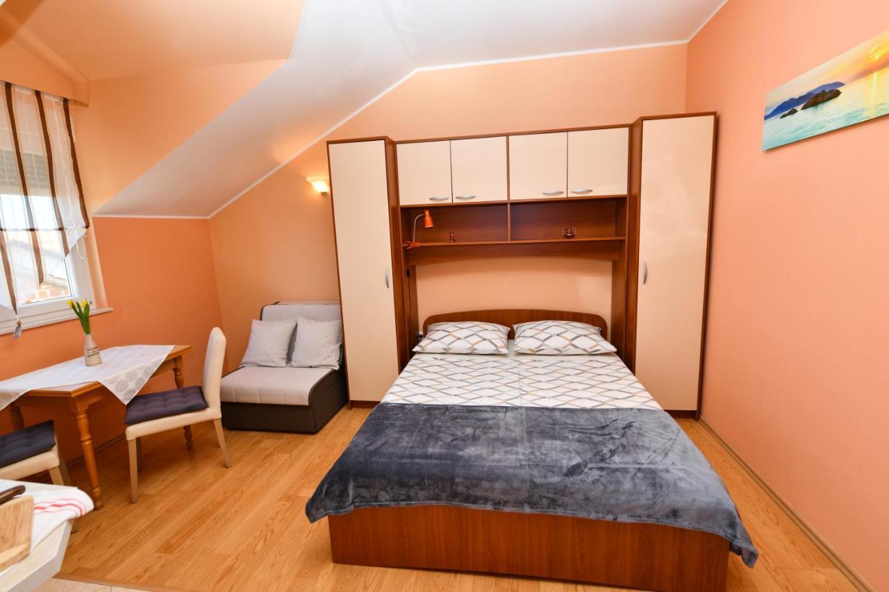 Apartments Villa Miranda โวดีเซ ภายนอก รูปภาพ