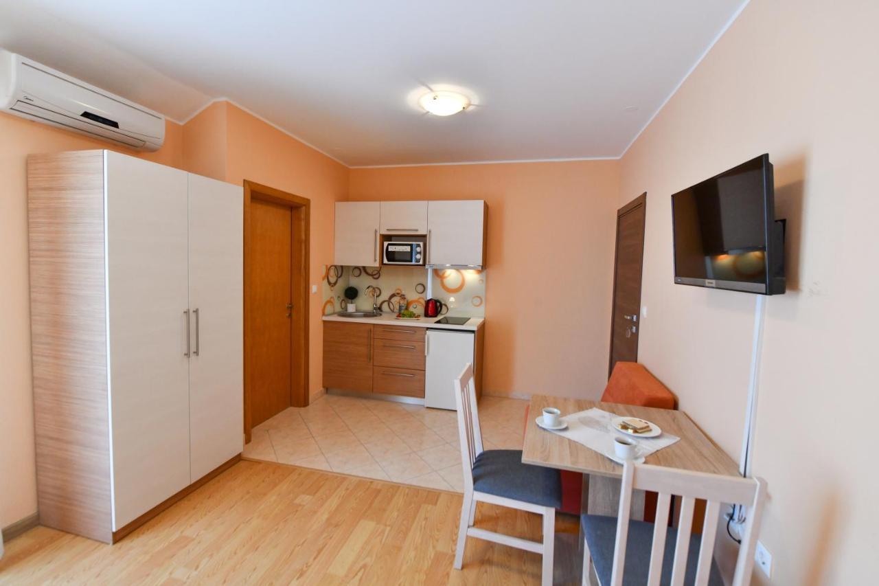 Apartments Villa Miranda โวดีเซ ภายนอก รูปภาพ