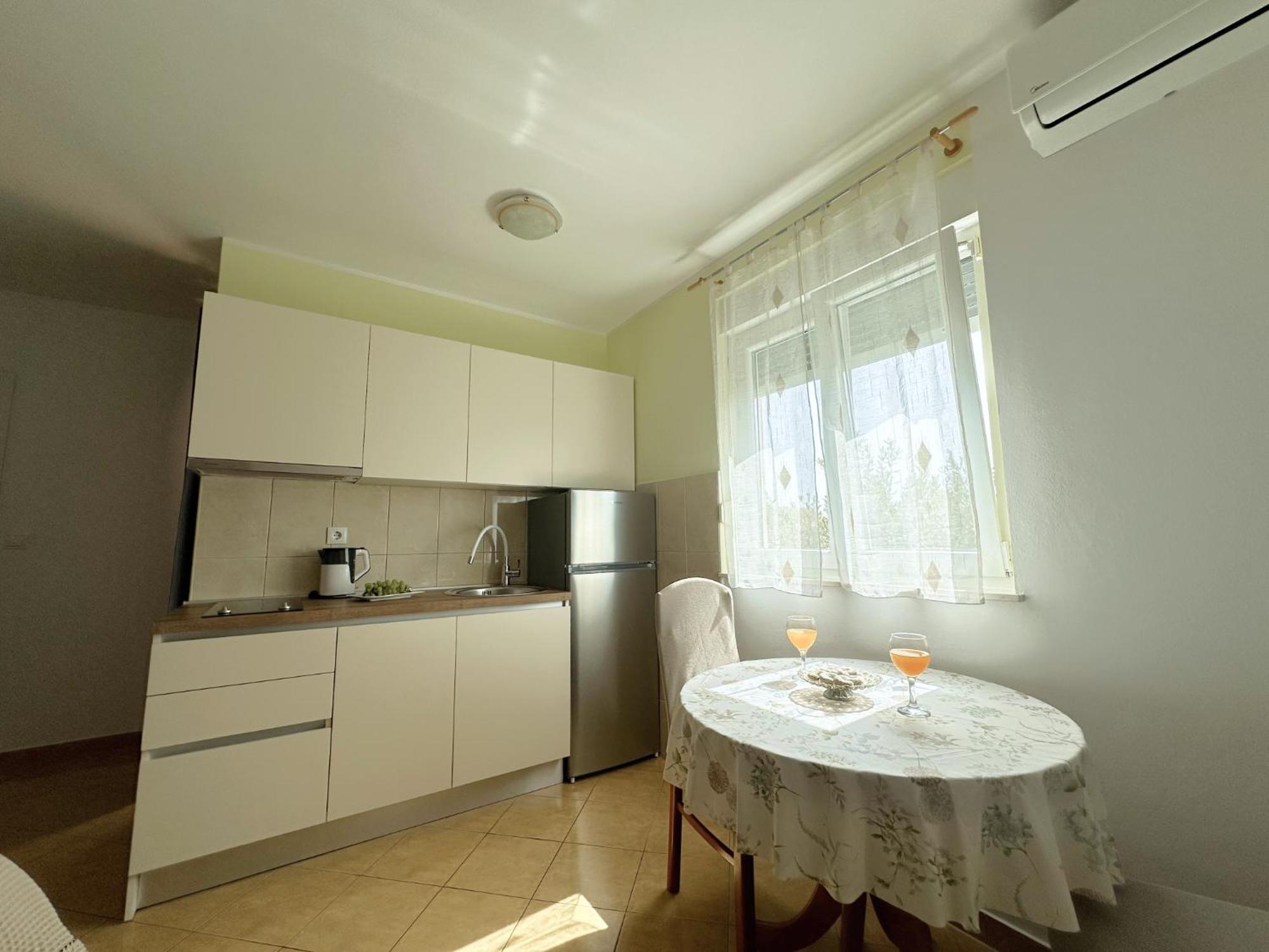 Apartments Villa Miranda โวดีเซ ภายนอก รูปภาพ
