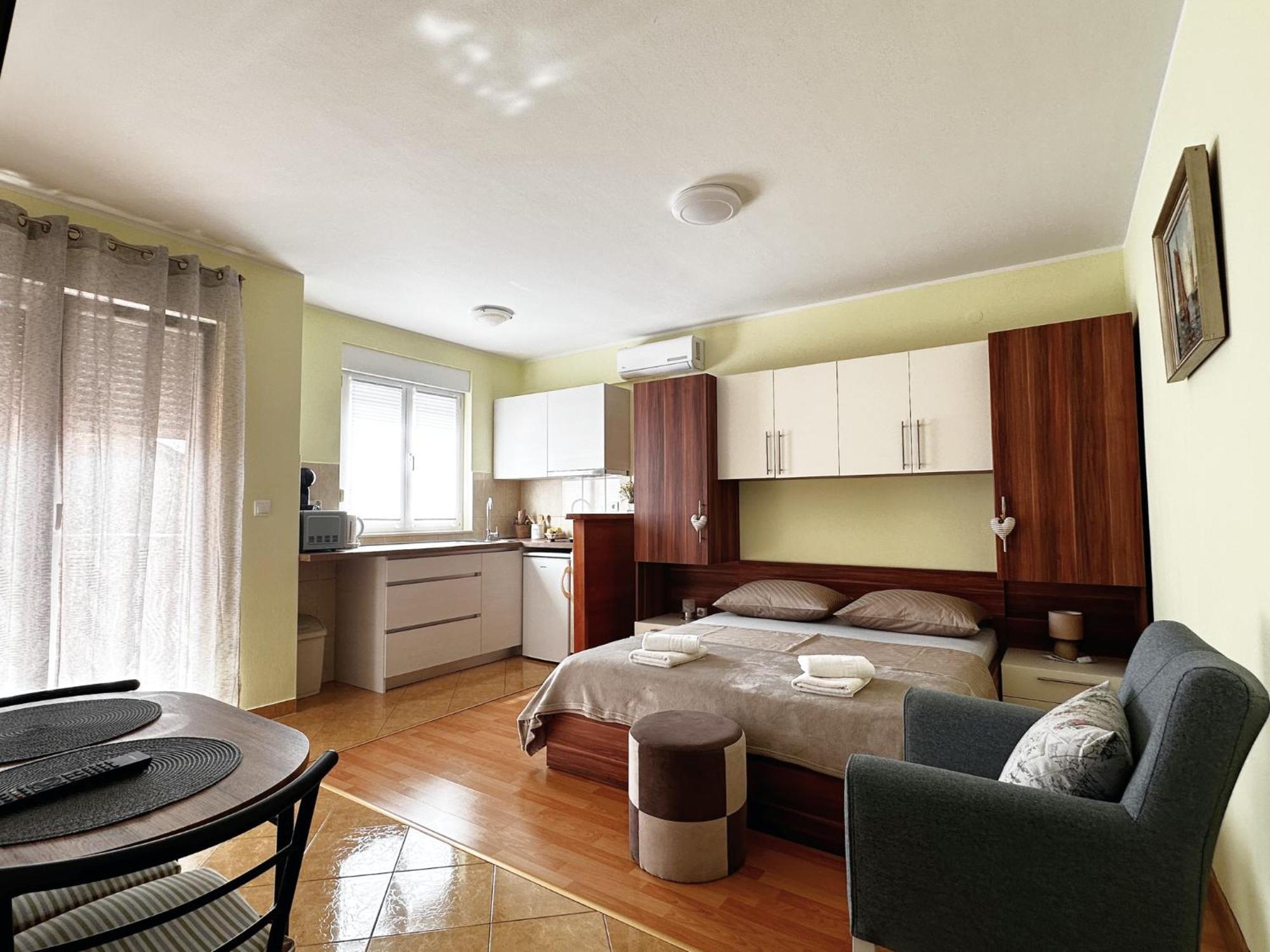 Apartments Villa Miranda โวดีเซ ภายนอก รูปภาพ